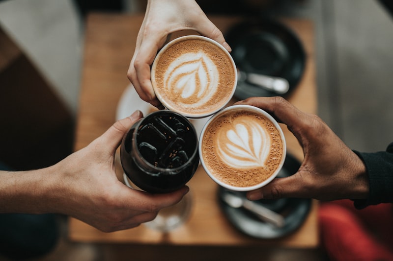 Bebidas de cafeter&iacute;a servidas